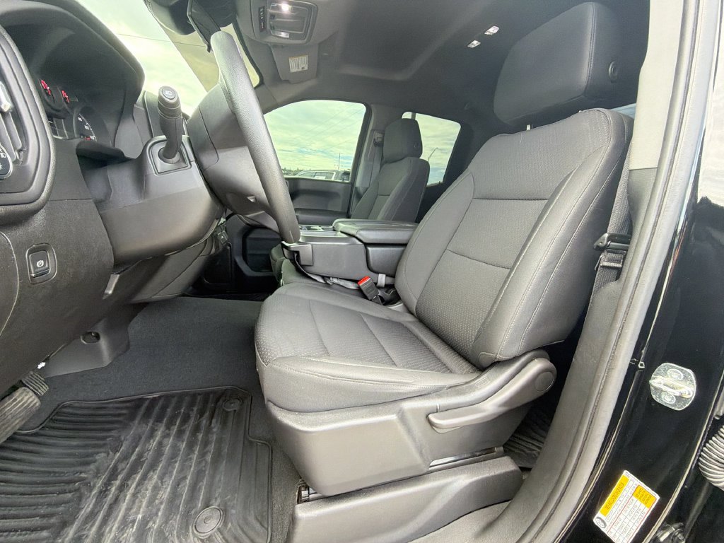 Used 2023 GMC Sierra 1500 Pro w/ Graphite Edition AWD/4WD image 17