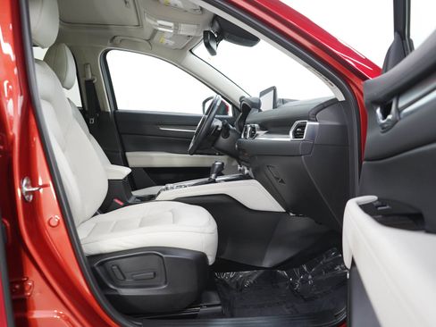Used 2022 MAZDA CX-5 AWD 2.5 S w/ Premium Plus Pkg image 11