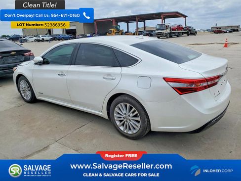 Used 2015 Toyota Avalon Limited w/ Technology Package FWD image 3