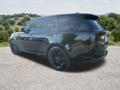 Used 2023 Land Rover Range Rover SE AWD/4WD image 8