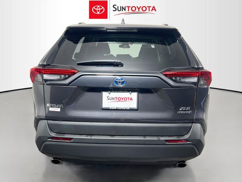 Used 2024 Toyota RAV4 XLE Premium w/ Weather Package AWD/4WD image 5
