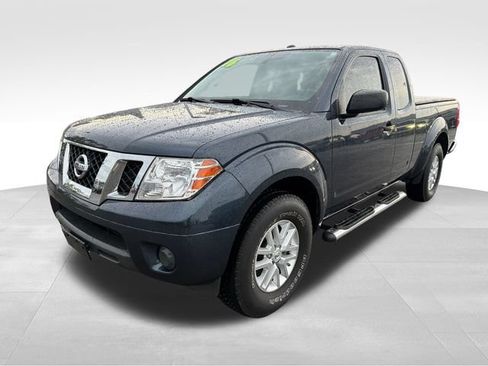 Used 2016 Nissan Frontier SV RWD image 3