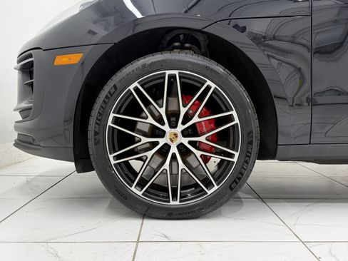 Used 2023 Porsche Macan S AWD/4WD image 16