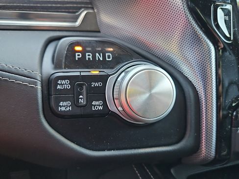 Used 2020 RAM 1500 Limited AWD/4WD image 16
