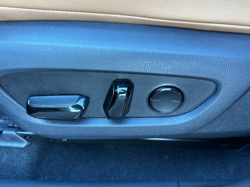 Used 2025 Lexus RX 350h 350h Premium w/ Convenience Package image 14