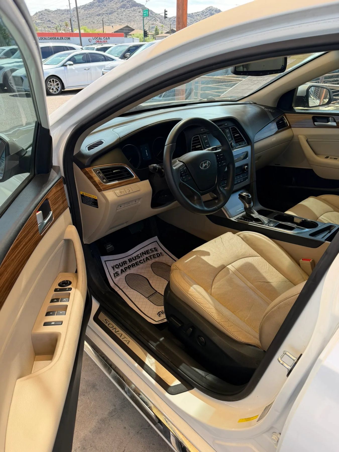 Used 2015 Hyundai Sonata Limited FWD image 9