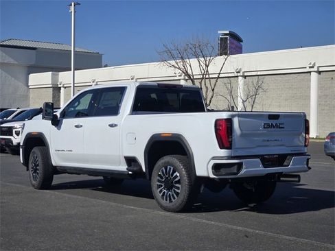New 2026 GMC Sierra 2500 Denali Ultimate image 6