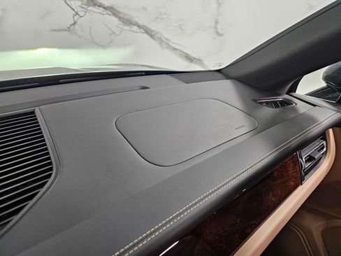 Used 2023 Porsche Macan S image 23