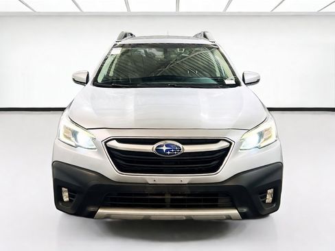 Used 2022 Subaru Outback Limited AWD/4WD image 2