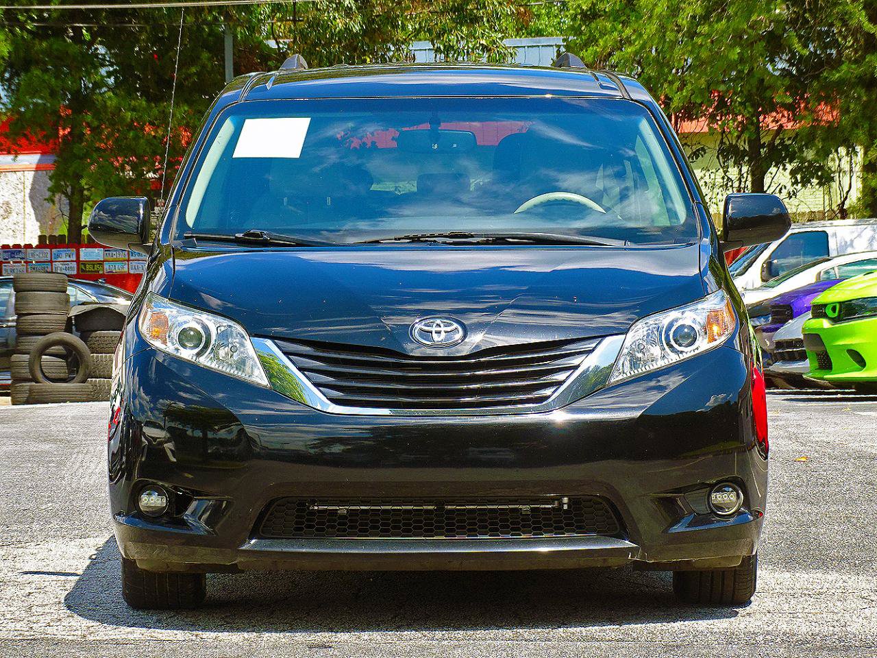 Used 2014 Toyota Sienna LE FWD image 8