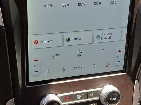 Used 2021 Ford Edge SEL image 22