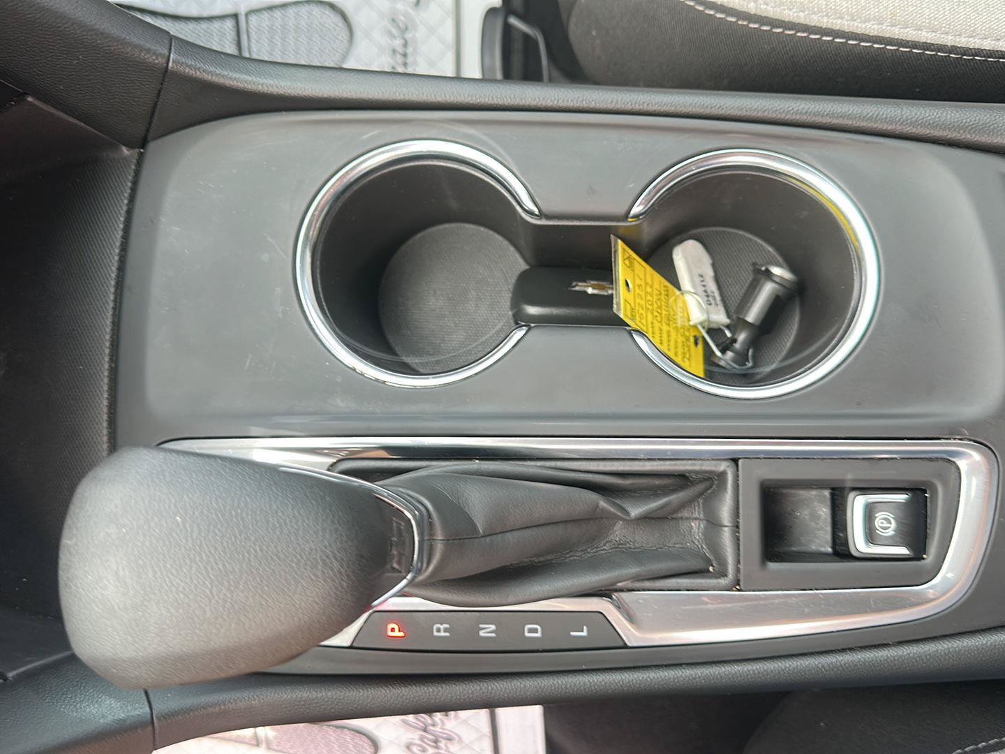 Used 2022 Chevrolet Equinox LT FWD image 33