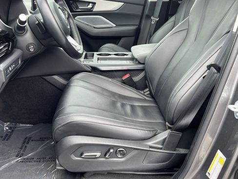 Used 2025 Acura MDX SH-AWD w/ Technology Package image 14