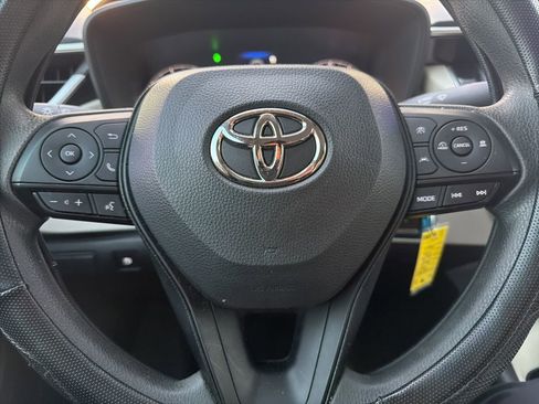 Used 2024 Toyota Corolla LE FWD image 10