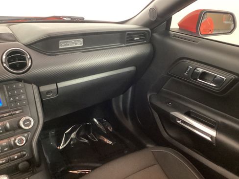 Used 2015 Ford Mustang Coupe image 15