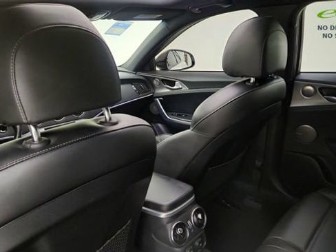Used 2020 Kia Stinger GT2 AWD/4WD image 31