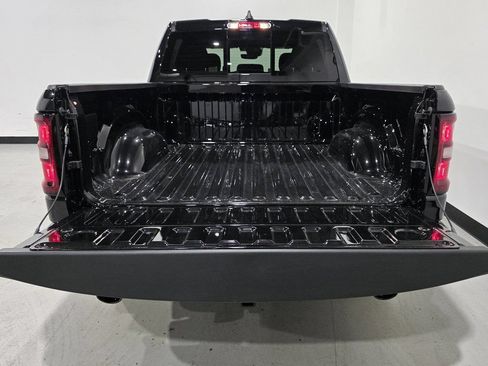 New 2026 RAM 1500 Big Horn AWD/4WD image 31