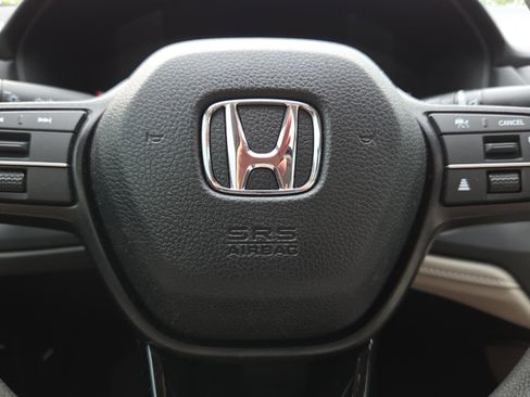 Certified 2025 Honda Accord SE image 26