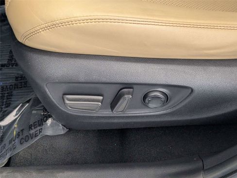 Used 2021 Toyota RAV4 Limited FWD image 14