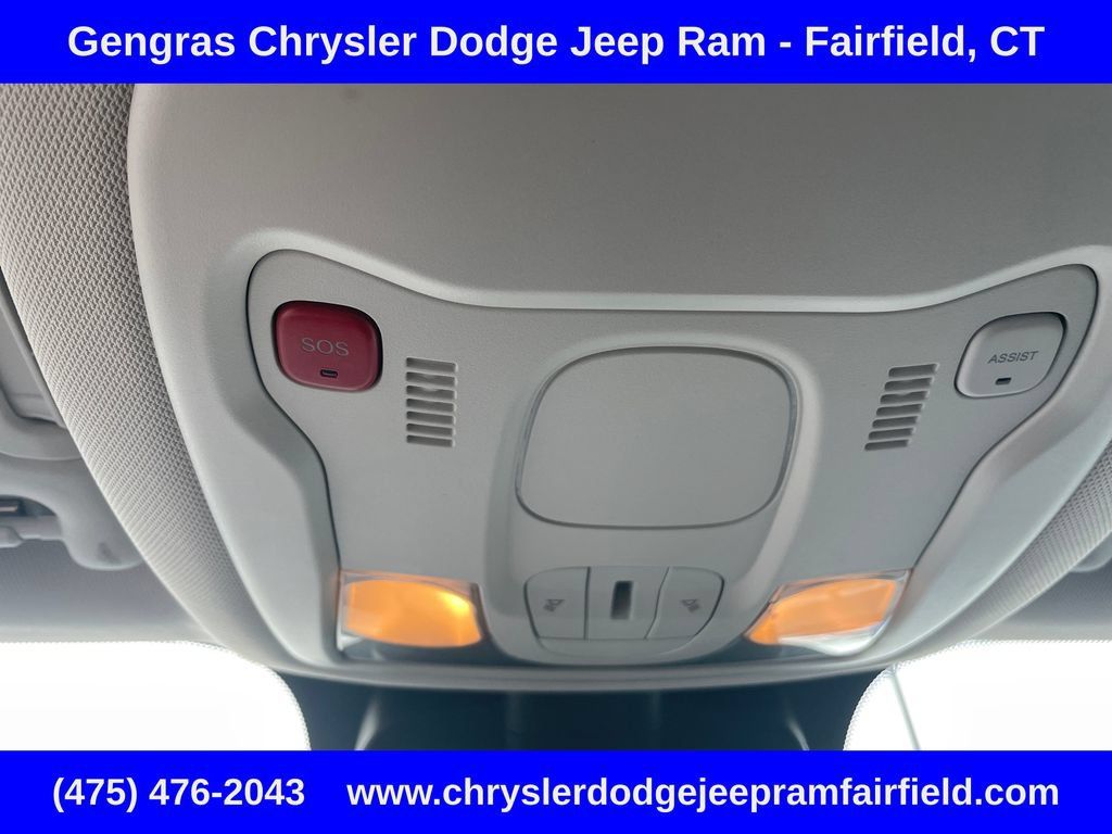 Certified 2021 Jeep Renegade Latitude AWD/4WD image 54