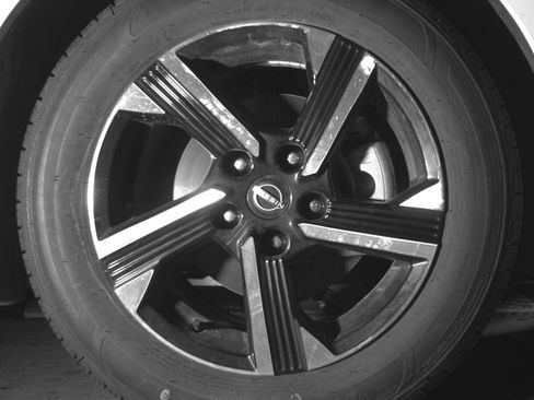 Used 2025 Nissan Sentra SV FWD image 13
