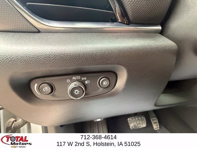 Used 2019 Chevrolet Traverse Premier AWD/4WD image 21