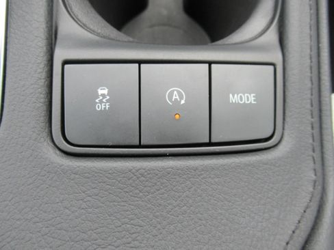 Certified 2025 Cadillac XT4 Sport AWD/4WD image 29