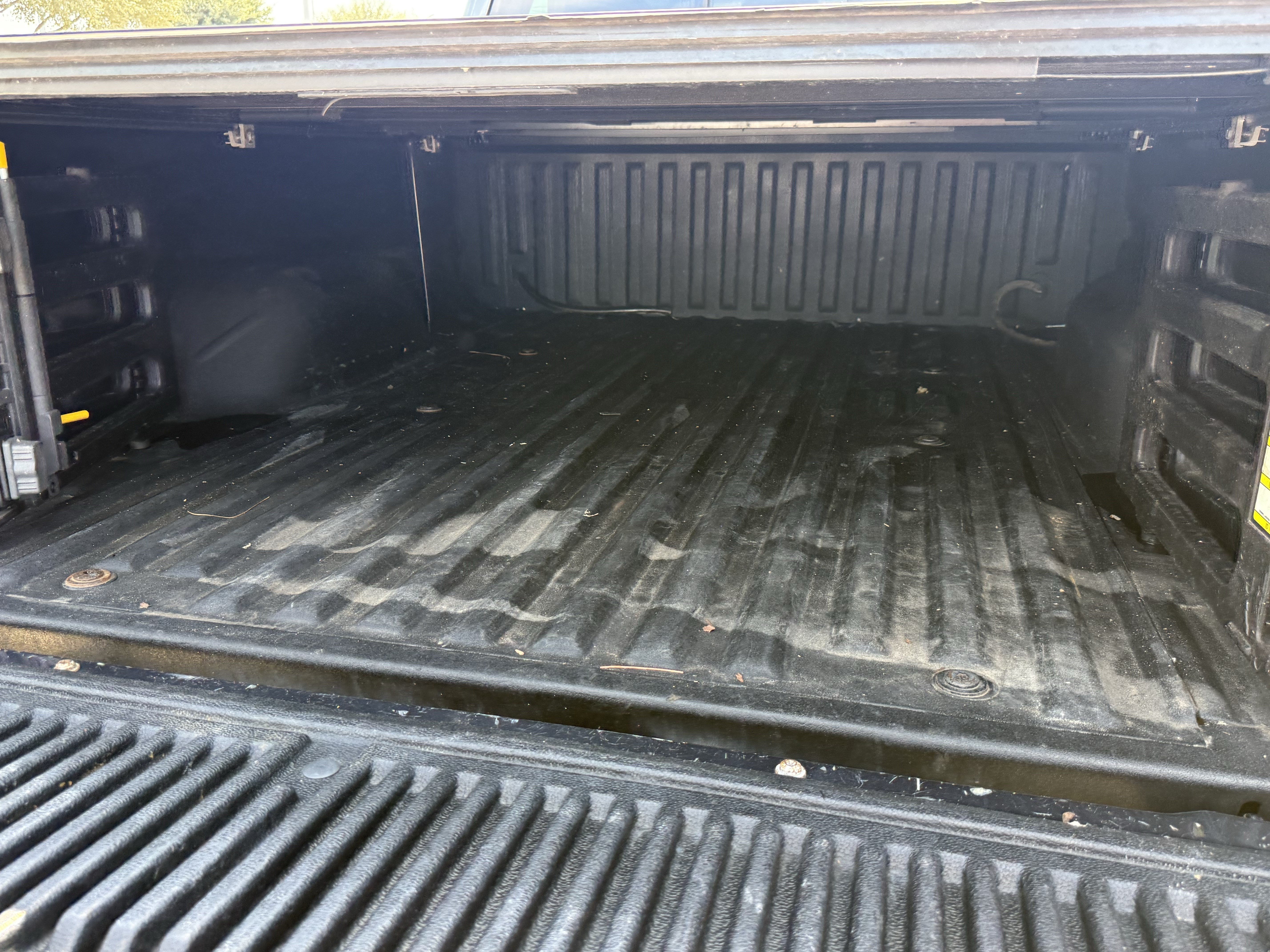 Used 2015 Ford F250 Lariat w/ Lariat Interior Package AWD/4WD image 31