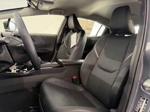 New 2026 Toyota Prius XLE image 24