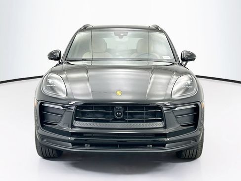 Used 2026 Porsche Macan AWD/4WD image 10