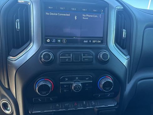 Used 2019 Chevrolet Silverado 1500 LT w/ Texas Edition image 11