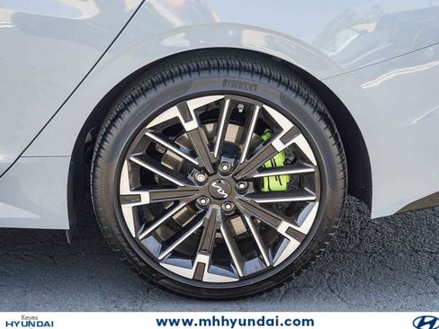 Used 2025 Kia K5 GT FWD image 11