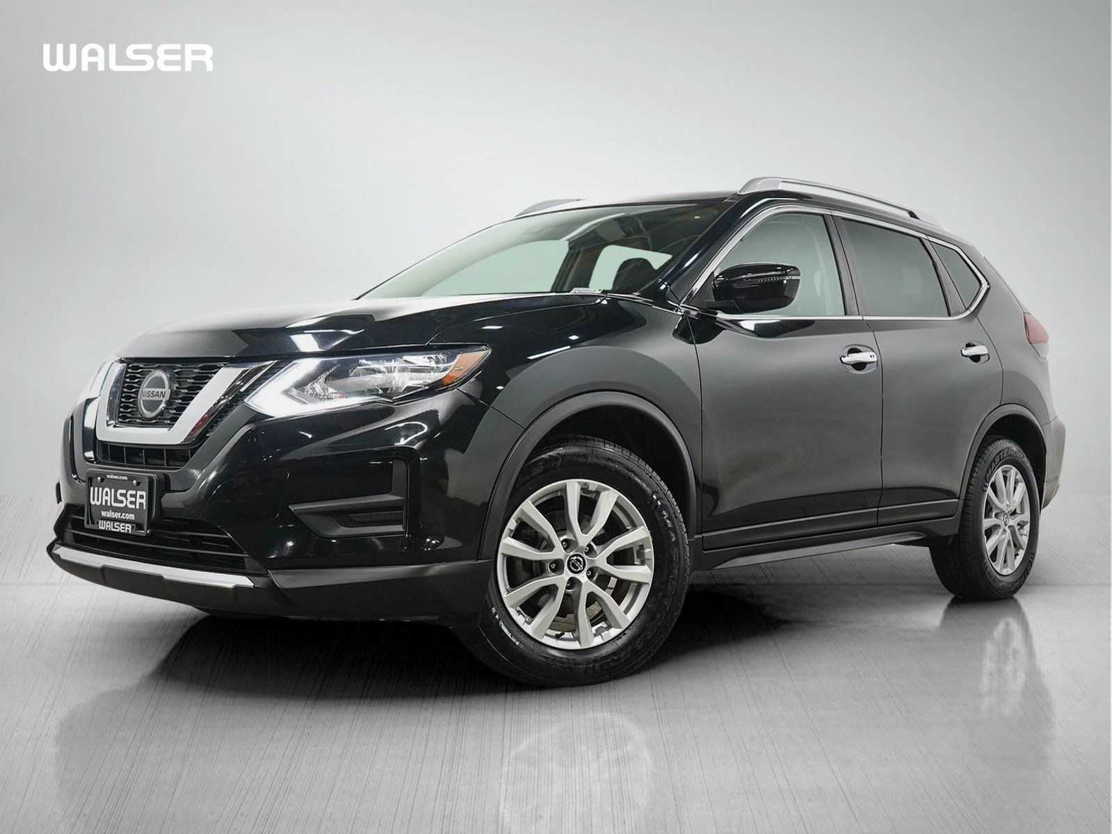 Used 2019 Nissan Rogue SV AWD/4WD image 1