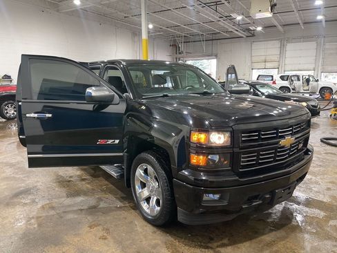 Used 2015 Chevrolet Silverado 1500 LT w/ Custom Sport Edition image 24