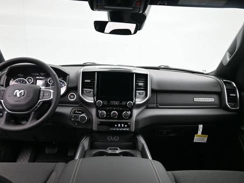 New 2026 RAM 1500 4x4 Crew Cab image 16