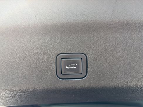 Used 2023 Chevrolet Tahoe LT w/ LT Signature Package image 29