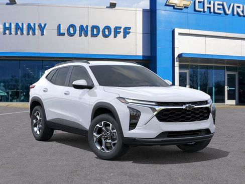 New 2026 Chevrolet Trax LT image 7