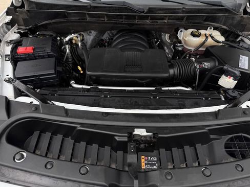 Used 2021 GMC Yukon AT4 w/ AT4 Premium Plus Package image 32