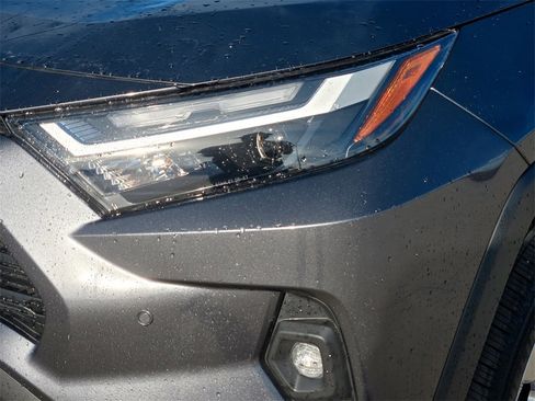 Used 2025 Toyota RAV4 XLE Premium image 3