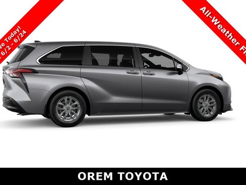New 2026 Toyota Sienna LE FWD image 11