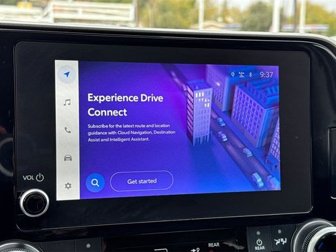 Certified 2025 Toyota Highlander XLE image 18