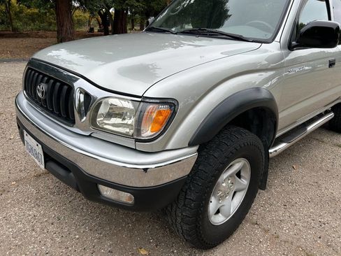 Used 2003 Toyota Tacoma PreRunner image 5