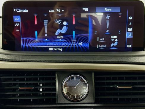 Certified 2022 Lexus RX 350L FWD w/ Premium Package image 16