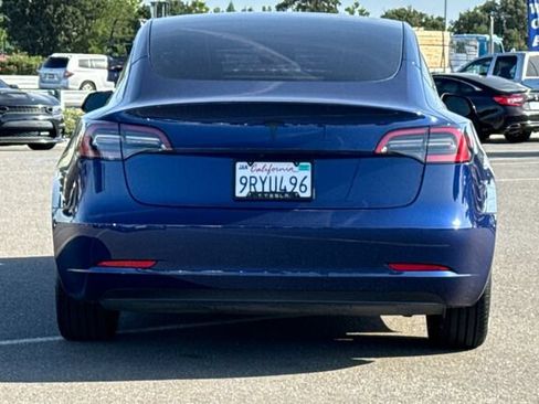 Used 2023 Tesla Model 3 Standard Range RWD image 5