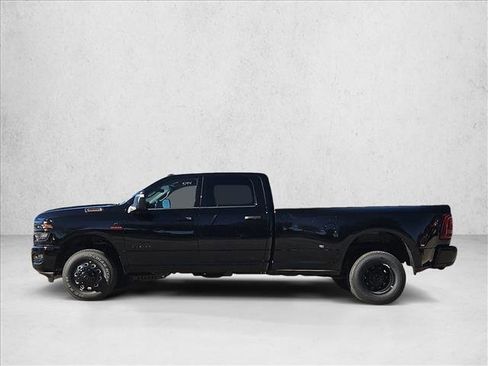New 2026 RAM 3500 Big Horn AWD/4WD image 5