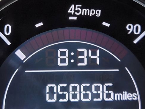 Used 2022 Honda HR-V LX image 17