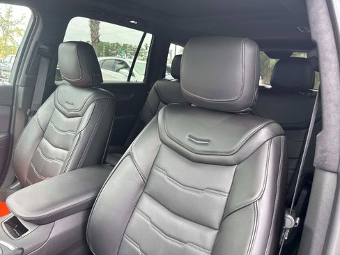 New 2025 Cadillac XT6 Premium Luxury w/ Platinum Package image 14