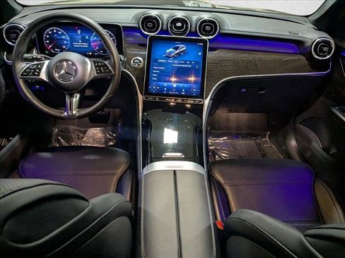 Certified 2025 Mercedes-Benz GLC 300 4MATIC image 17