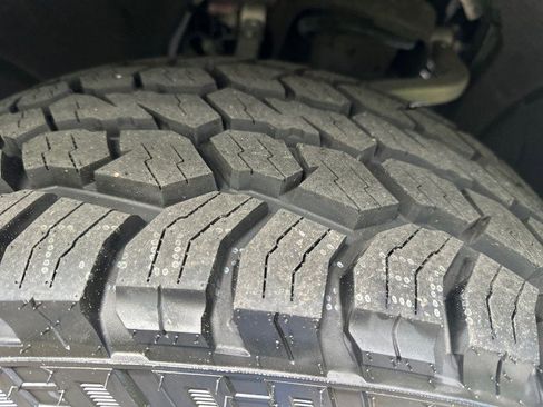 Used 2021 Chevrolet Silverado 1500 LTZ image 12