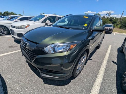 Used 2017 Honda HR-V LX image 3
